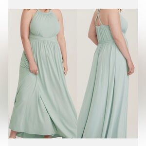 Torrid size 3 goddess neck cross back maxi dress